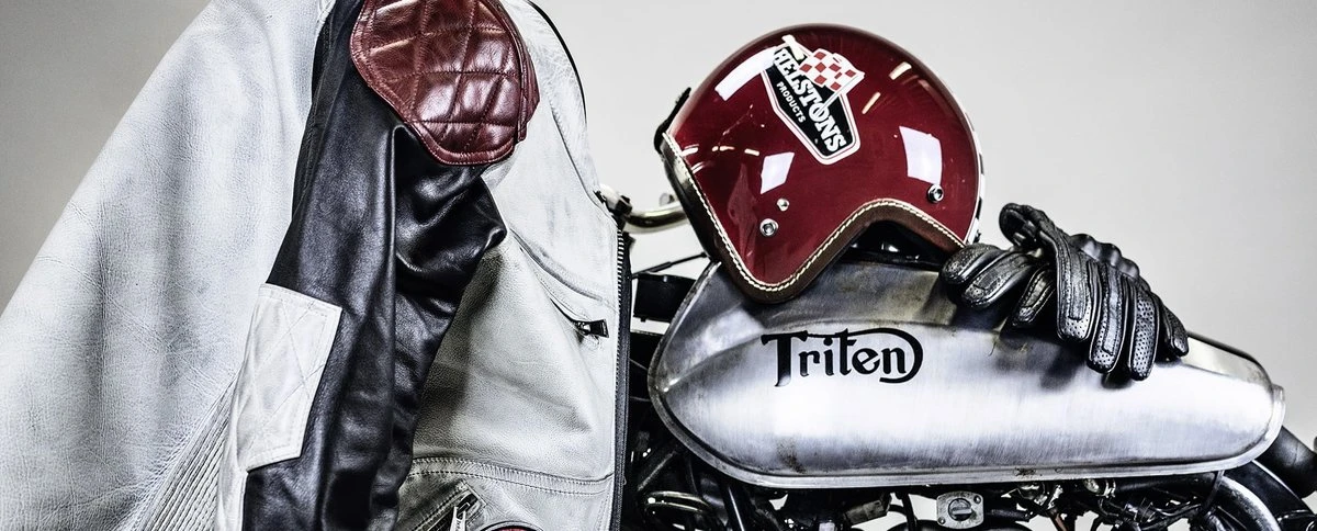 Negozio di moto Helstons -Negozio di moto Helstons 1